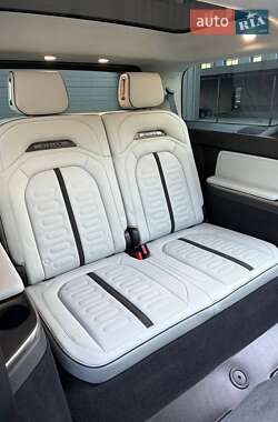 Внедорожник / Кроссовер Rivian R1S 2023 в 