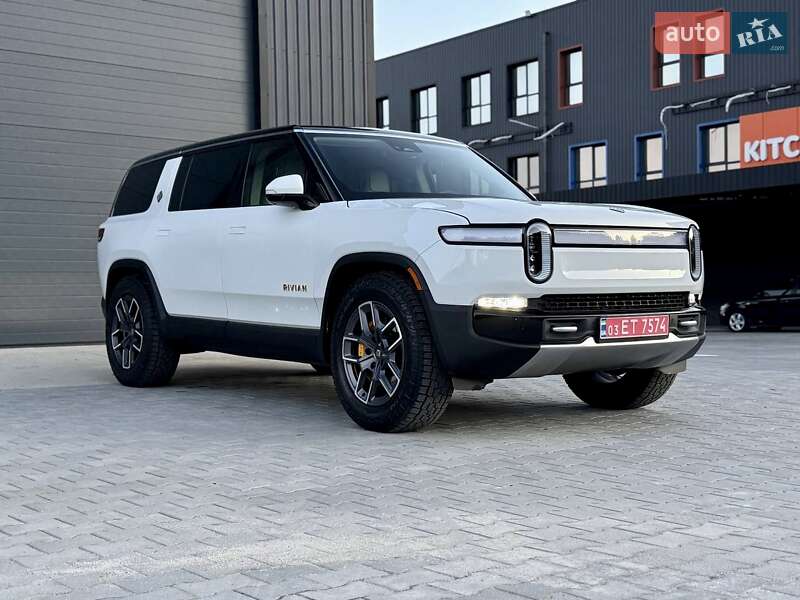 Позашляховик / Кросовер Rivian R1S 2023 в Дубні
