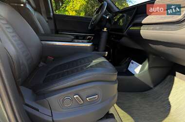 Позашляховик / Кросовер Rivian R1S 2022 в 