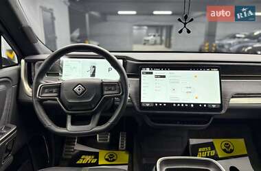 Внедорожник / Кроссовер Rivian R1S 2024 в 