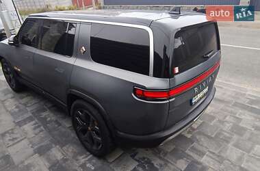 Внедорожник / Кроссовер Rivian R1S 2023 в Киеве