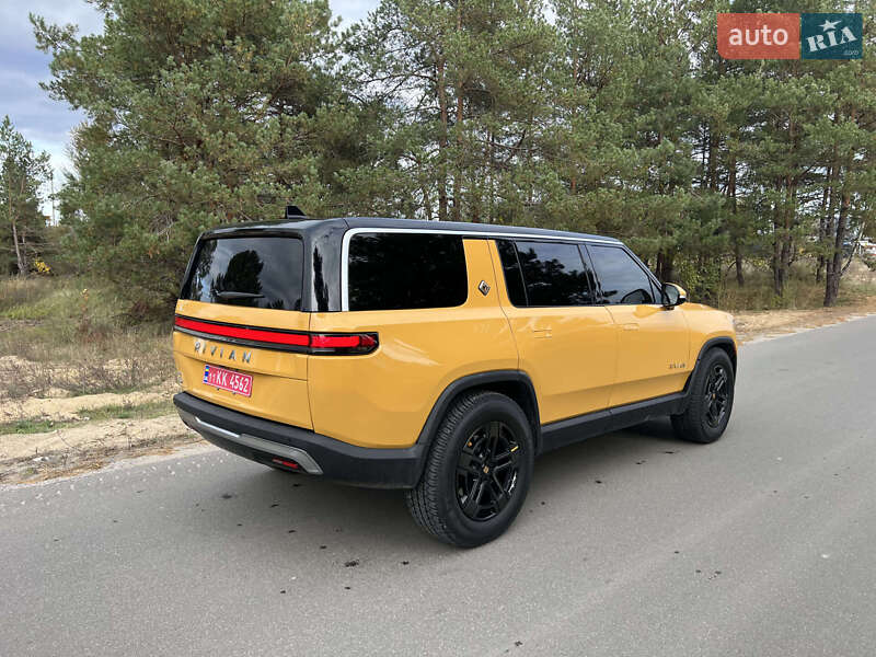 Внедорожник / Кроссовер Rivian R1S 2023 в Киеве