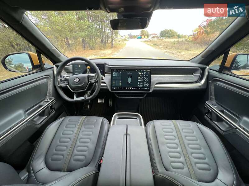 Внедорожник / Кроссовер Rivian R1S 2023 в Киеве
