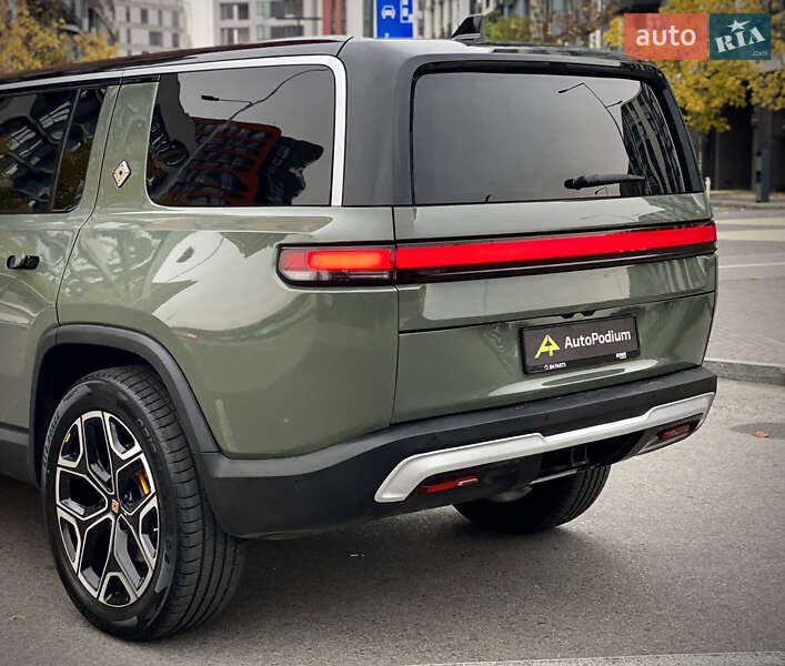 Позашляховик / Кросовер Rivian R1S 2022 в Києві фото 7 Позашляховик / Кросовер Rivian R1S 2022 в Києві