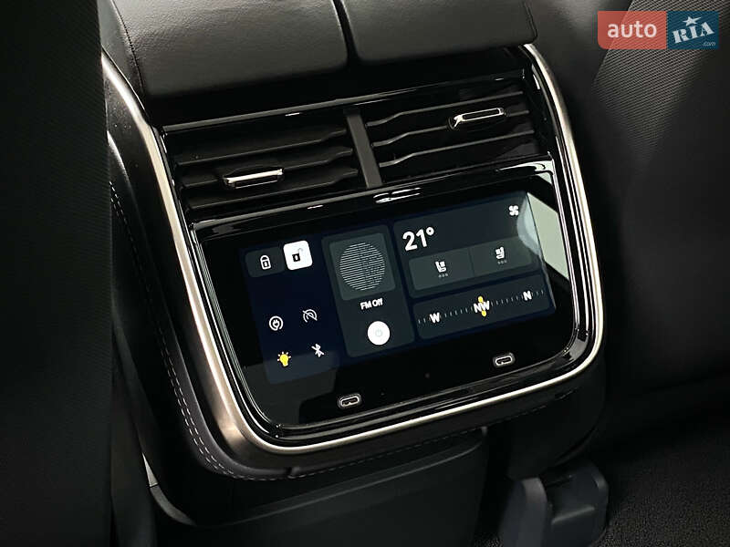 Позашляховик / Кросовер Rivian R1S 2022 в Києві фото 29 Позашляховик / Кросовер Rivian R1S 2022 в Києві