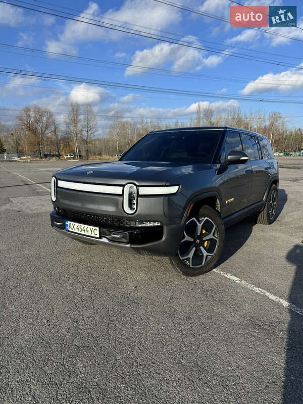 Позашляховик / Кросовер Rivian R1S 2023 в Харкові фото 2 Позашляховик / Кросовер Rivian R1S 2023 в Харкові