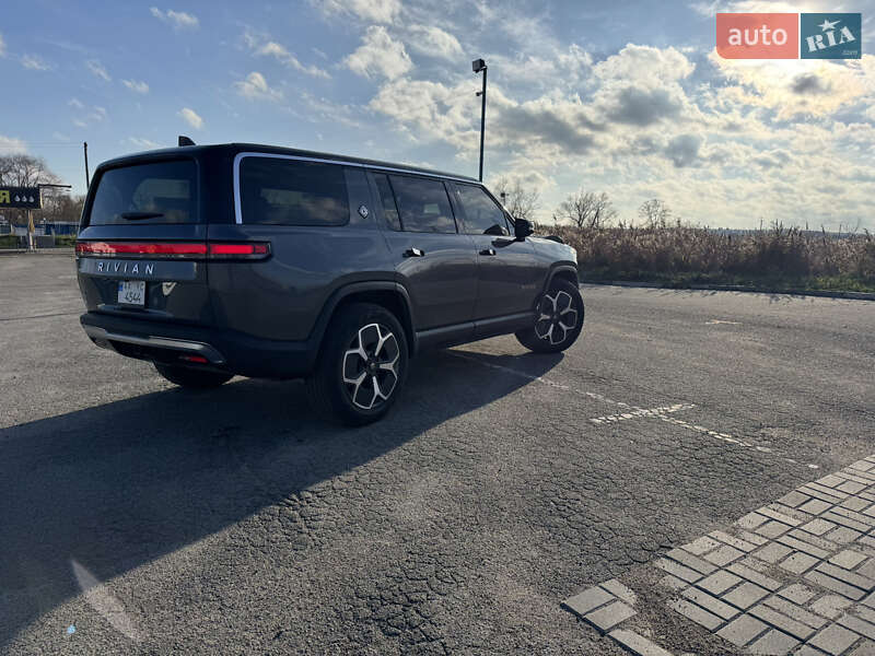 Позашляховик / Кросовер Rivian R1S 2023 в Харкові фото 18 Позашляховик / Кросовер Rivian R1S 2023 в Харкові