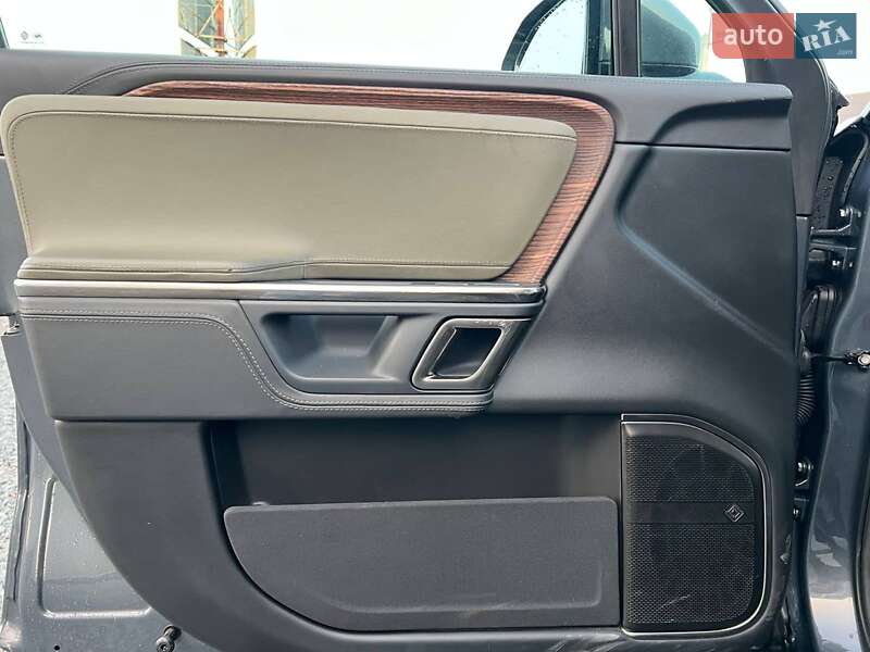 Позашляховик / Кросовер Rivian R1S 2023 в Львові