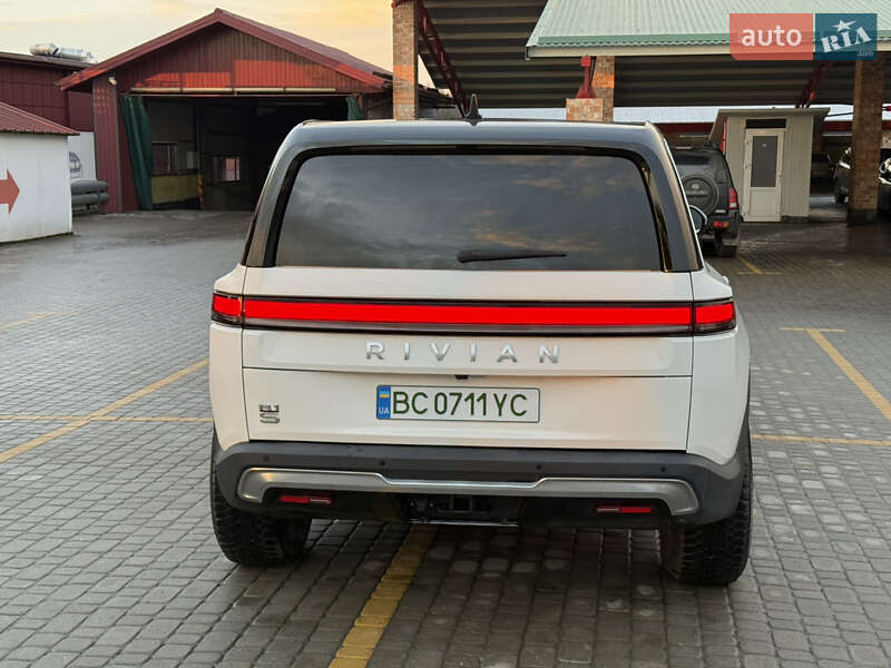 Внедорожник / Кроссовер Rivian R1S 2023 в Львове