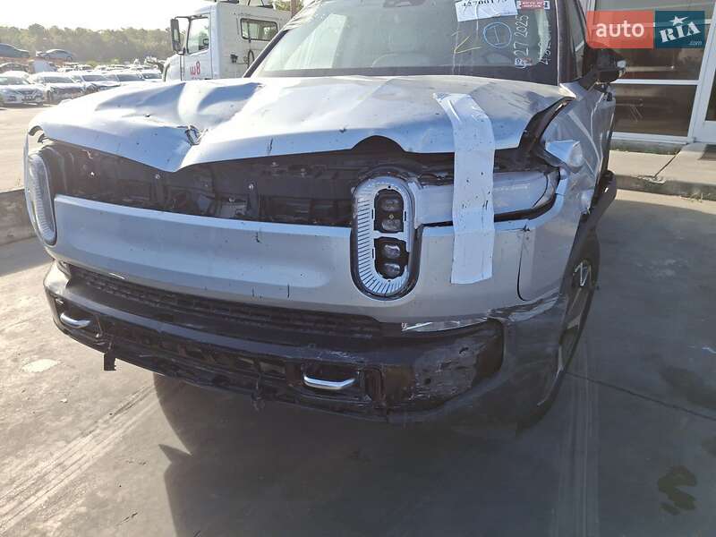 Внедорожник / Кроссовер Rivian R1S 2023 в Киеве фото 5 Внедорожник / Кроссовер Rivian R1S 2023 в Киеве