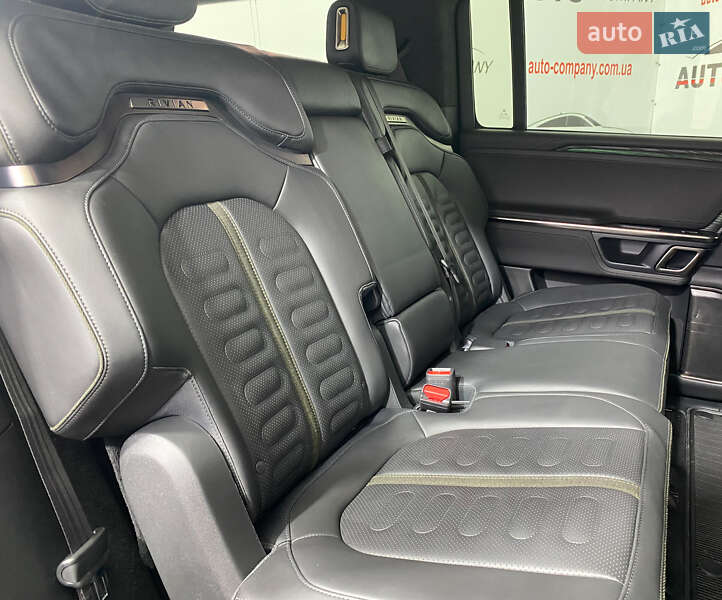 Внедорожник / Кроссовер Rivian R1S 2023 в Львове фото 11 Внедорожник / Кроссовер Rivian R1S 2023 в Львове