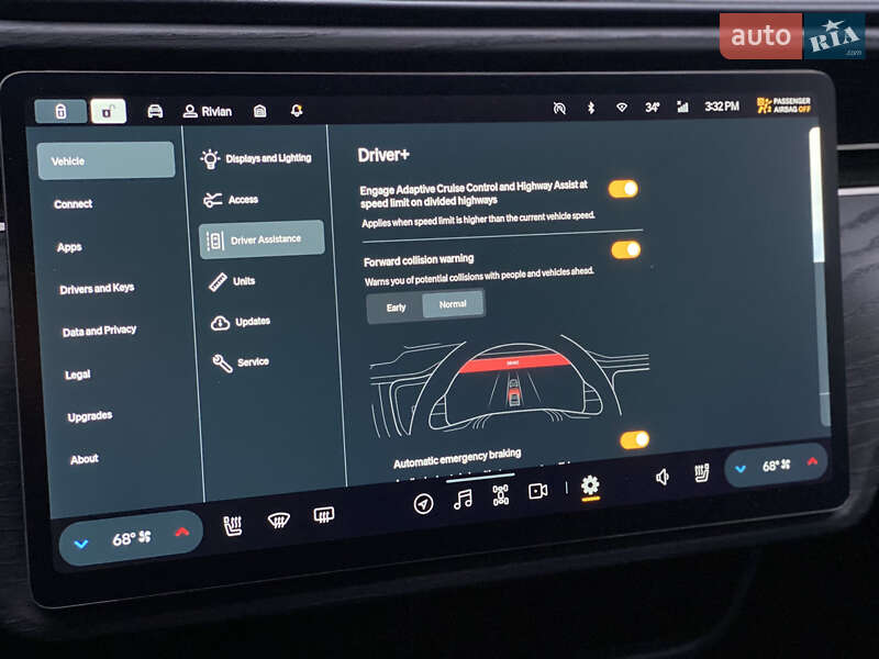 Внедорожник / Кроссовер Rivian R1S 2023 в Киеве