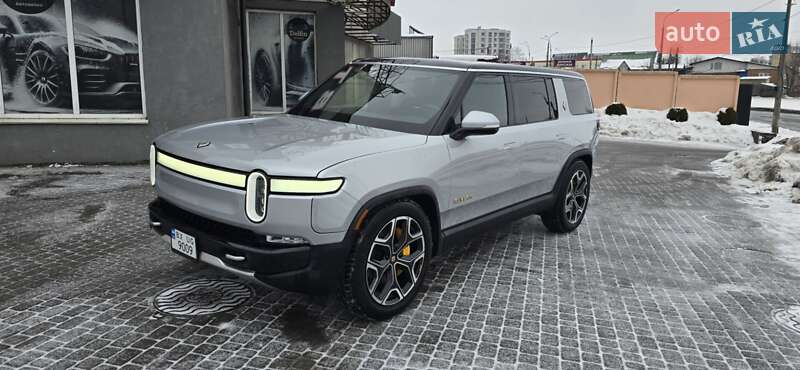 Внедорожник / Кроссовер Rivian R1S 2022 в Хмельницком