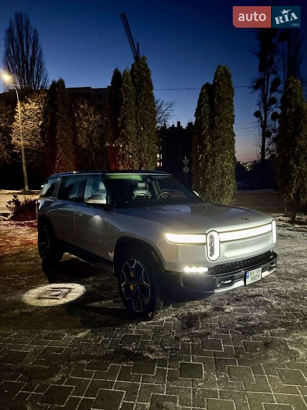 Внедорожник / Кроссовер Rivian R1S 2022 в Хмельницком