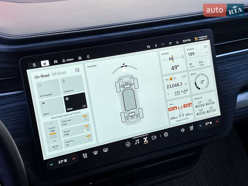 Внедорожник / Кроссовер Rivian R1S 2023 в Киеве