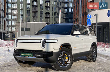 Внедорожник / Кроссовер Rivian R1S 2023 в Киеве
