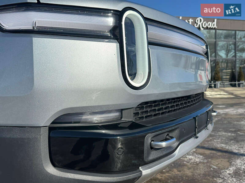 Внедорожник / Кроссовер Rivian R1S 2025 в Луцке