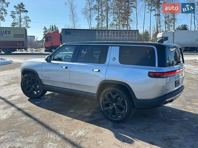 Внедорожник / Кроссовер Rivian R1S 2025 в Луцке