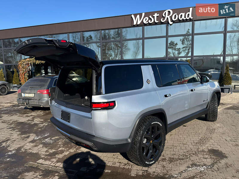 Внедорожник / Кроссовер Rivian R1S 2025 в Луцке