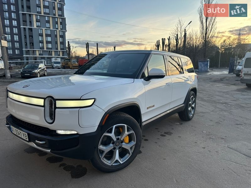 Внедорожник / Кроссовер Rivian R1S 2024 в Киеве