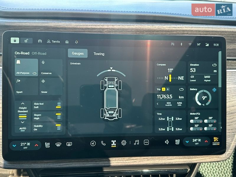 Внедорожник / Кроссовер Rivian R1S 2023 в Киеве