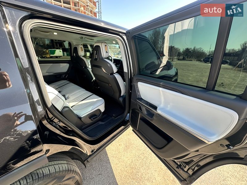 Внедорожник / Кроссовер Rivian R1S 2023 в Киеве