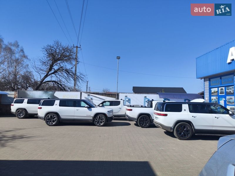 Rivian R1S 2023 Rivian R1S 2023