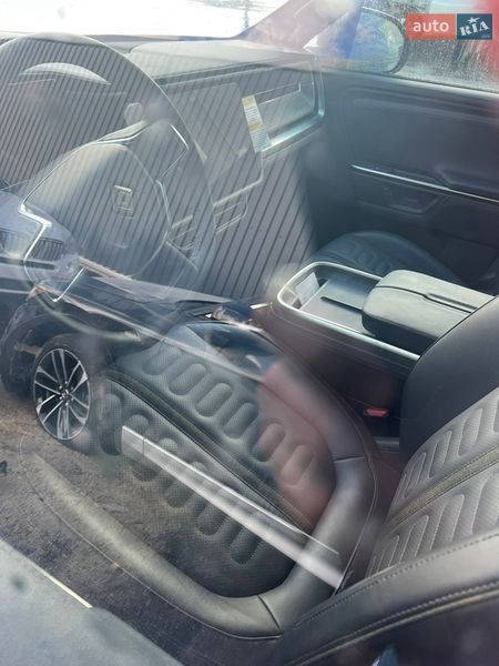 Внедорожник / Кроссовер Rivian R1S 2025 в Харькове