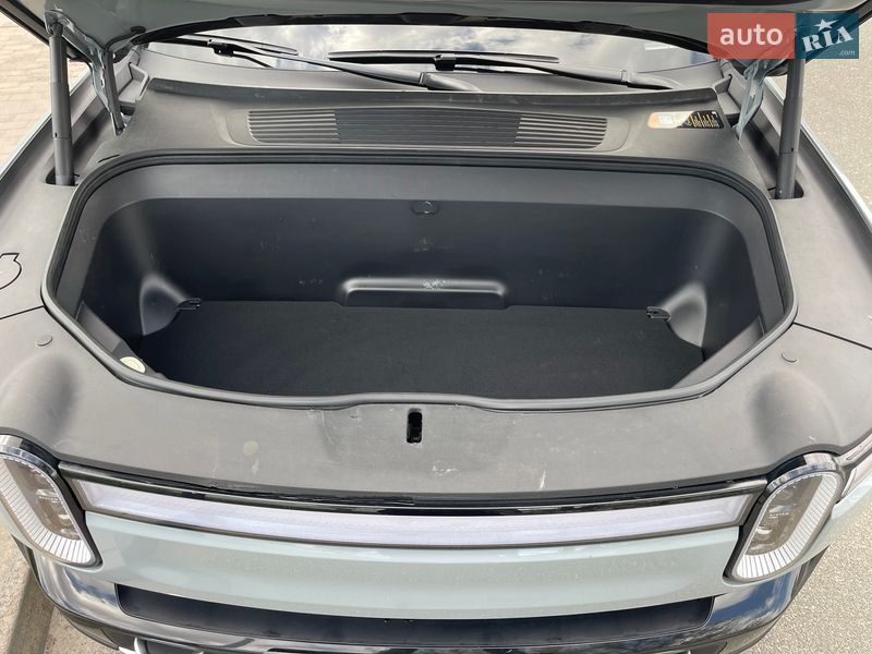 Позашляховик / Кросовер Rivian R1S 2023 в Києві