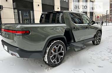 Пикап Rivian R1T 2023 в 