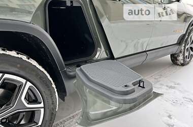 Пикап Rivian R1T 2023 в 