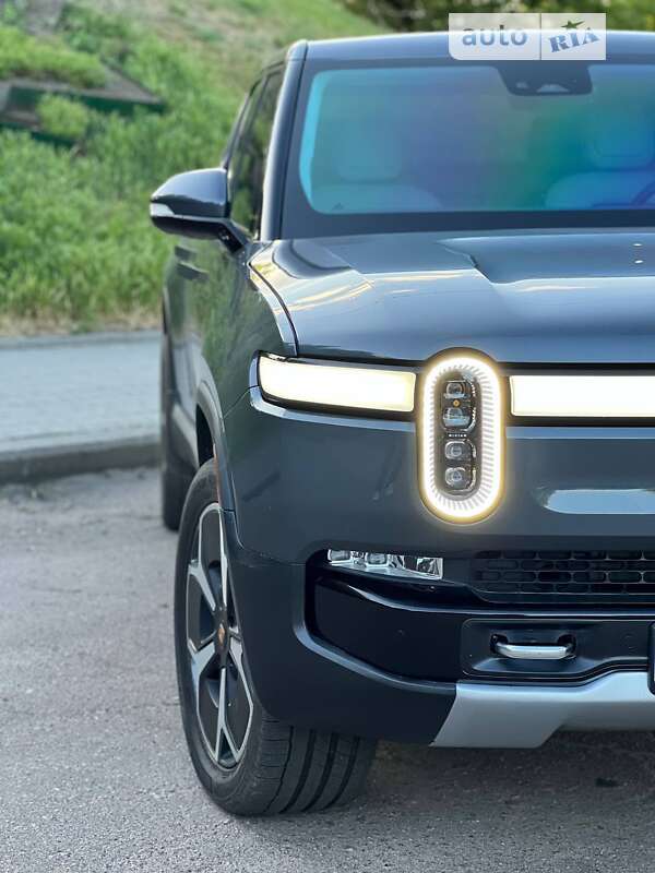 Пікап Rivian R1T 2022 в Кропивницькому