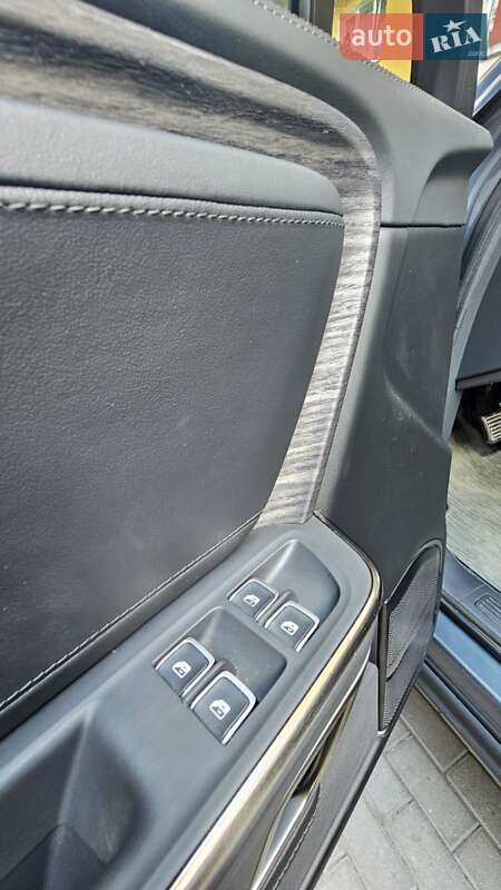 Позашляховик / Кросовер Rivian R1T 2021 в Львові фото 26 Позашляховик / Кросовер Rivian R1T 2021 в Львові