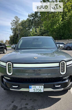 Позашляховик / Кросовер Rivian R1T 2022 в Вінниці