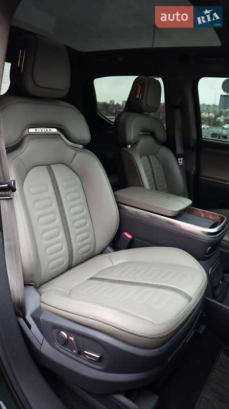 Пикап Rivian R1T 2023 в Виннице фото 24 Пикап Rivian R1T 2023 в Виннице