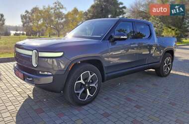 Пикап Rivian R1T 2023 в Измаиле