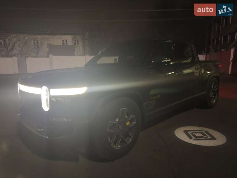 Пикап Rivian R1T 2022 в Одессе