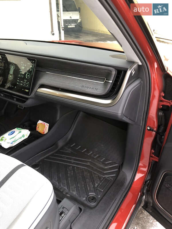 Пикап Rivian R1T 2023 в Виннице