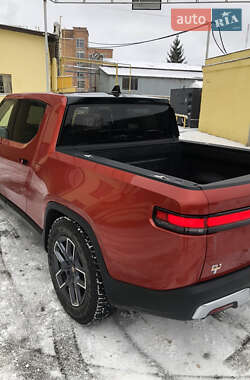 Пикап Rivian R1T 2023 в 
