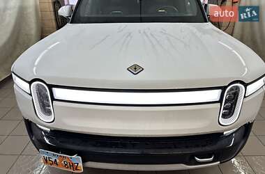Пікап Rivian R1T 2022 в 