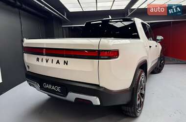 Пикап Rivian R1T 2023 в 