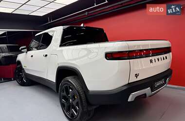 Пикап Rivian R1T 2023 в 