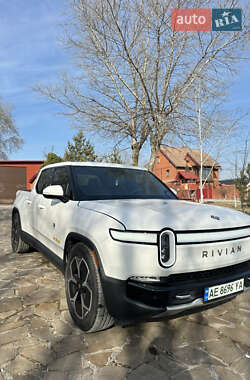 Пикап Rivian R1T 2022 в Днепре