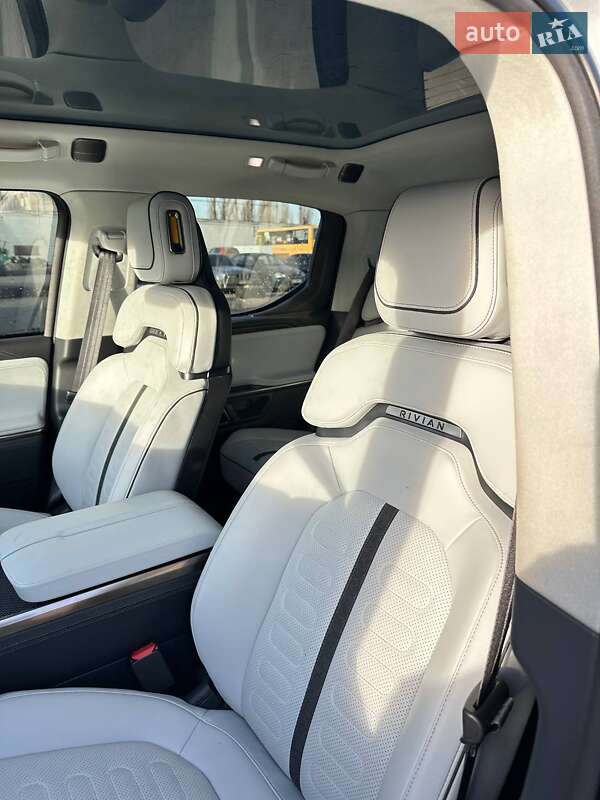 Пикап Rivian R1T 2022 в Днепре
