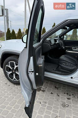 Пикап Rivian R1T 2022 в Львове