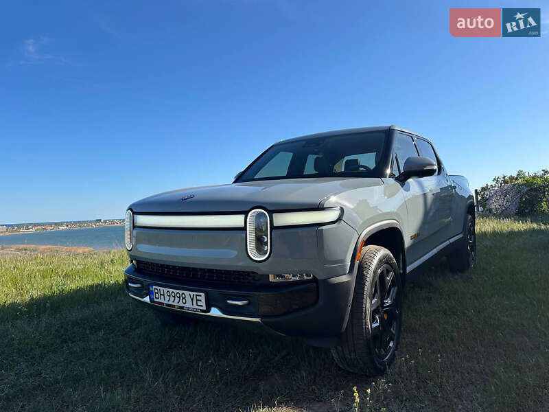 Пікап Rivian R1T 2023 в Овідіополі