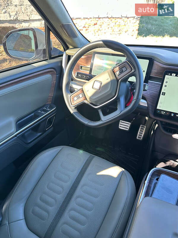 Пікап Rivian R1T 2023 в Овідіополі