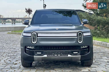 Позашляховик / Кросовер Rivian R1T 2022 в 