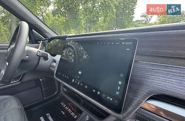 Позашляховик / Кросовер Rivian R1T 2022 в 
