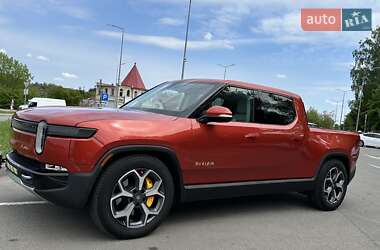 Пикап Rivian R1T 2023 в 